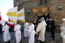 Festgottesdienst zum Kirchweihtag (Foto: Karl-Franz Thiede)